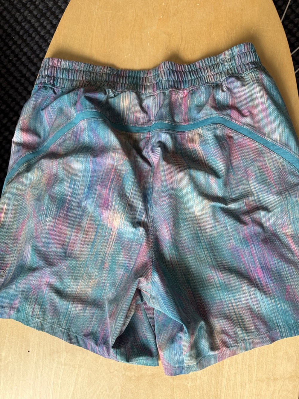 Lululemon Pace Breaker 7" - Medium - Picture 2 of 4